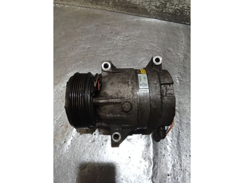 Recambio de compresor aire acondicionado para renault laguna ii (bg0/1_) 2.0 16v (bg00, bg0k, bg0p, bg0w) referencia OEM IAM 820