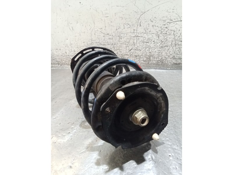 Recambio de amortiguador delantero izquierdo para renault laguna ii (bg0/1_) 2.0 16v (bg00, bg0k, bg0p, bg0w) referencia OEM IAM
