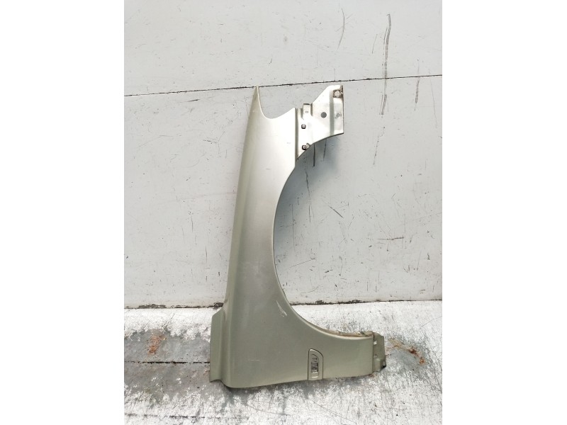 Recambio de aleta delantera derecha para volvo s60 i (384) d5 referencia OEM IAM   2000