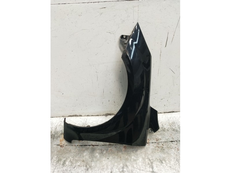 Recambio de aleta delantera izquierda para ford focus ii (da_, hcp, dp) 1.6 tdci referencia OEM IAM   2005