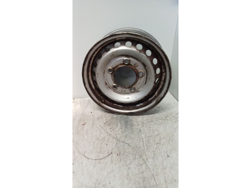 Recambio de juego llantas para iveco massif referencia OEM IAM 6.5J16H2 ET46 