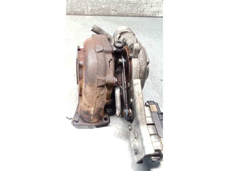 Recambio de turbocompresor para volvo s60 i (384) d5 referencia OEM IAM 30757079  