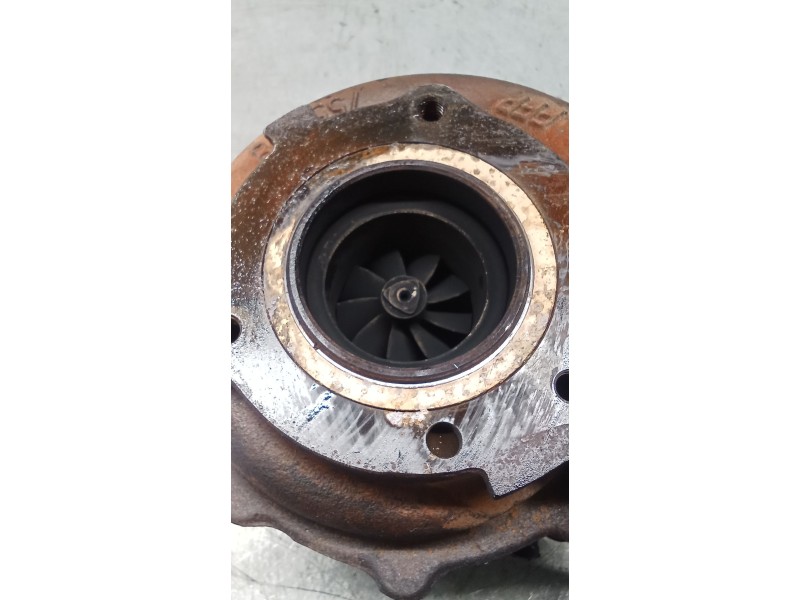 Recambio de turbocompresor para volvo s60 i (384) d5 referencia OEM IAM 30757079  