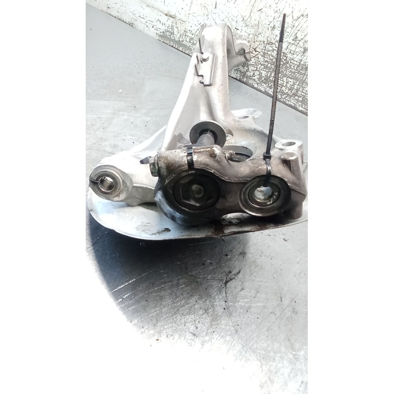 Recambio de mangueta delantera derecha para audi a4 ber. (b8) s line sportpaket / plus referencia OEM IAM   11