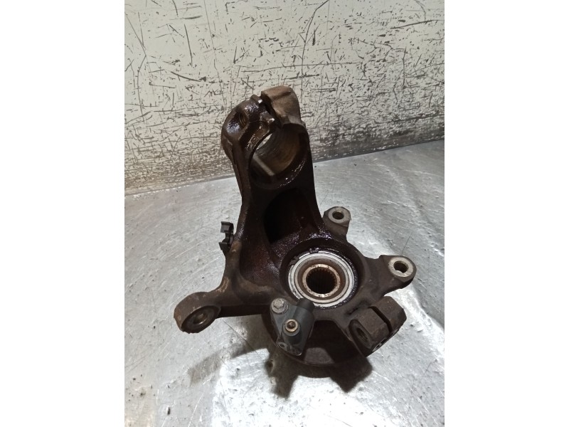 Recambio de mangueta delantera izquierda para ford mondeo ii sedán (bfp) 2.0 i referencia OEM IAM   