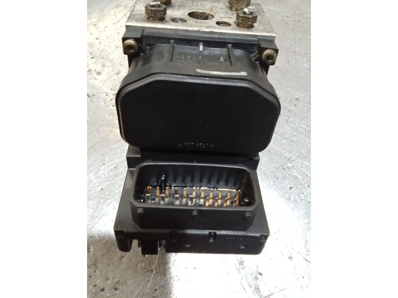 Recambio de abs para ford mondeo ii sedán (bfp) 2.0 i referencia OEM IAM 255886 0265216579 2558660686