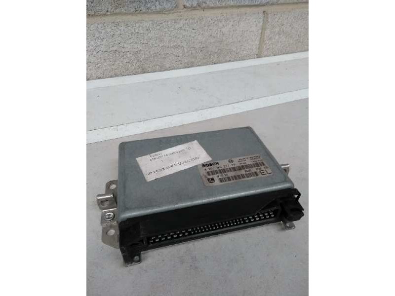 Recambio de centralita motor uce para opel vectra b berlina básico (1999) referencia OEM IAM 0261206277 09153243 EL