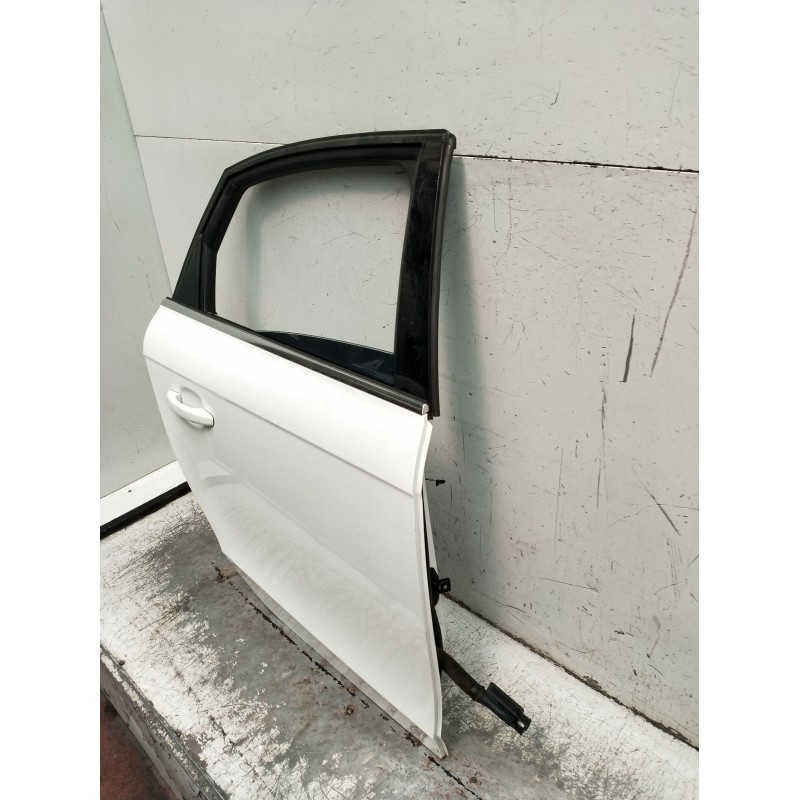 Recambio de puerta trasera derecha para audi a4 ber. (b8) s line sportpaket / plus referencia OEM IAM  4P 2011