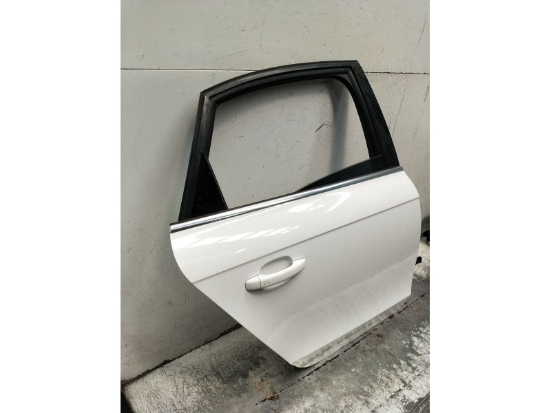 Recambio de puerta trasera derecha para audi a4 ber. (b8) s line sportpaket / plus referencia OEM IAM  4P 2011