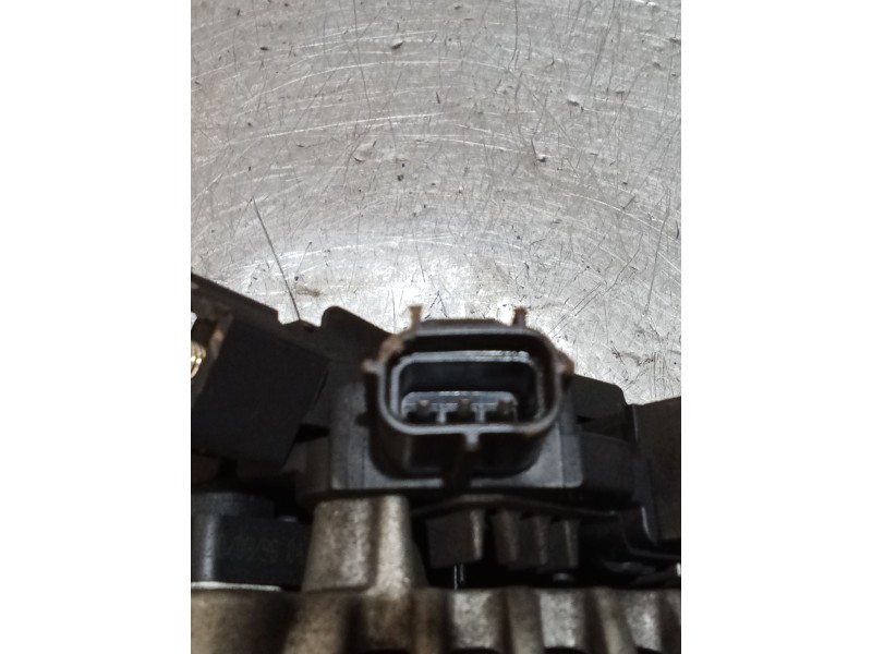 Recambio de alternador para ford mondeo ii sedán (bfp) 2.0 i referencia OEM IAM   