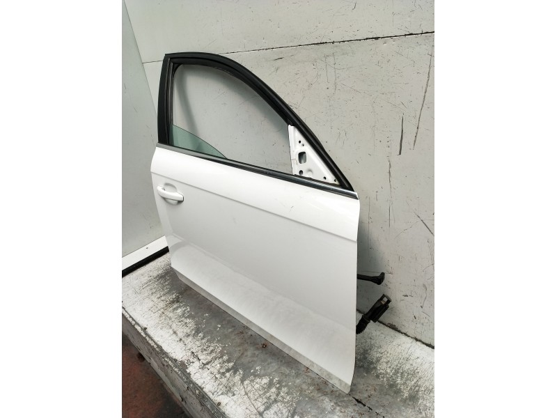 Recambio de puerta delantera derecha para audi a4 ber. (b8) s line sportpaket / plus referencia OEM IAM  4P 2011
