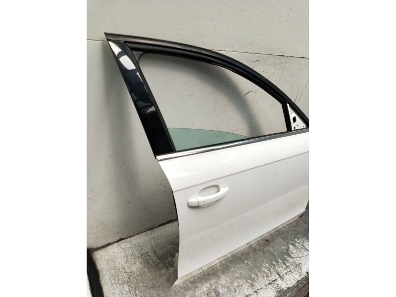 Recambio de puerta delantera derecha para audi a4 ber. (b8) s line sportpaket / plus referencia OEM IAM  4P 2011