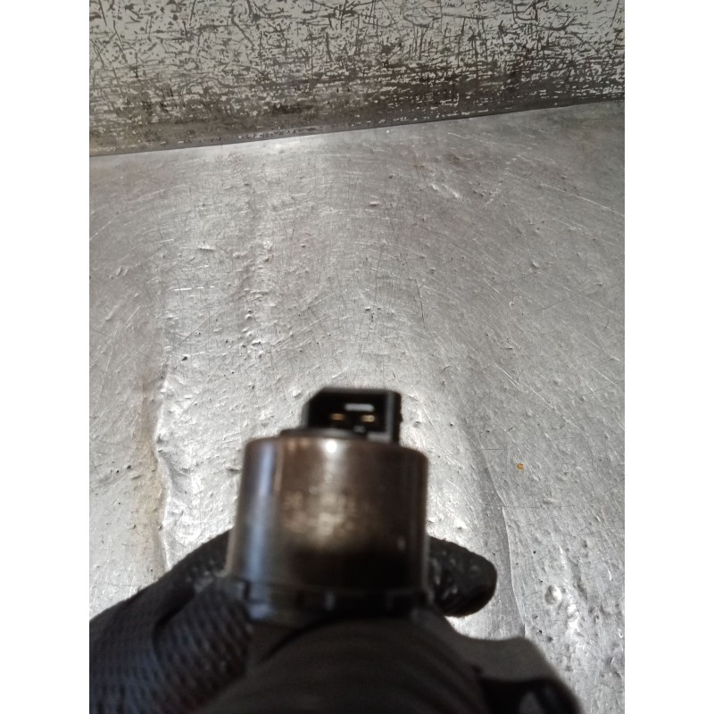 Recambio de inyector para audi a4 b7 (8ec) 2.0 tdi 16v referencia OEM IAM   
