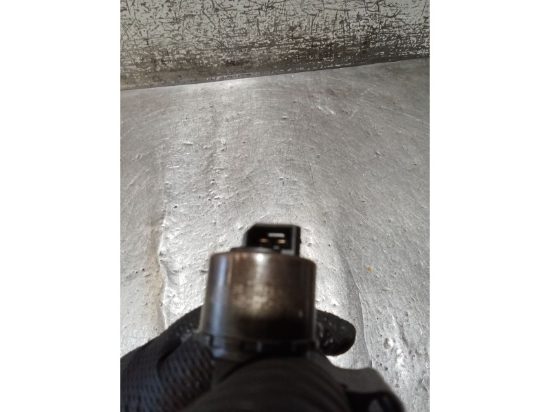 Recambio de inyector para audi a4 b7 (8ec) 2.0 tdi 16v referencia OEM IAM   