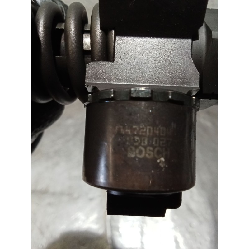 Recambio de inyector para audi a4 b7 (8ec) 2.0 tdi 16v referencia OEM IAM   