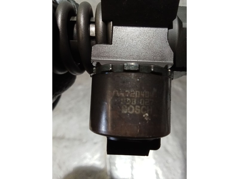 Recambio de inyector para audi a4 b7 (8ec) 2.0 tdi 16v referencia OEM IAM   
