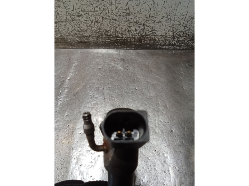 Recambio de inyector para kia ceed tourer (cd) 1.6 crdi 115 referencia OEM IAM 338002U000 201218 