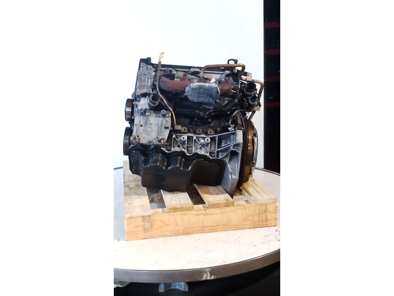 Recambio de motor completo para ford mondeo ii sedán (bfp) 2.0 i referencia OEM IAM NGB  WP25592