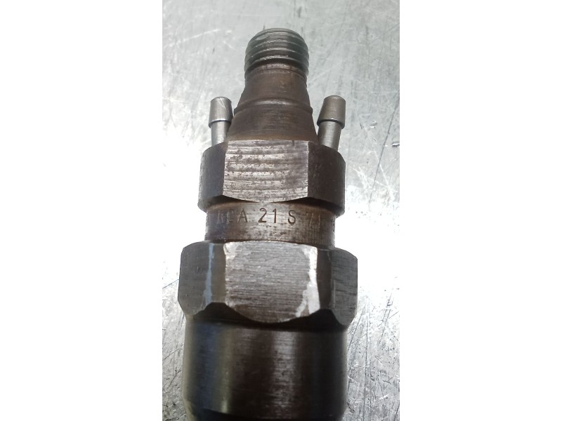 Recambio de inyector para bmw 5 (e39) 525 tds referencia OEM IAM KCA21S71  BOSCH