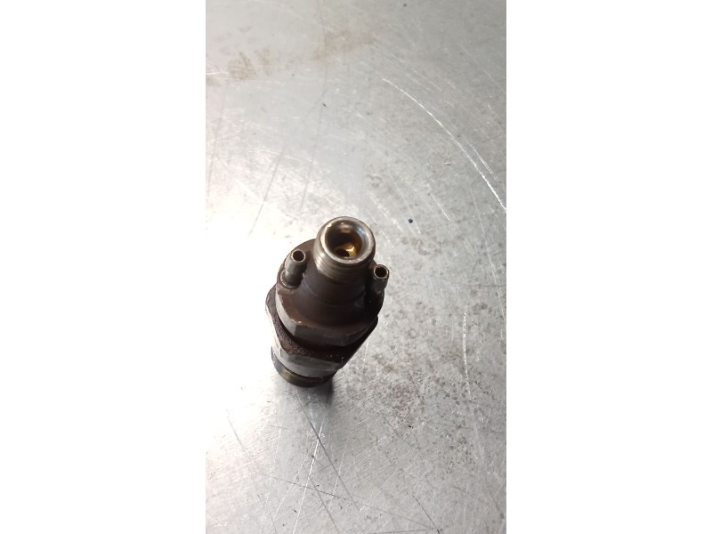Recambio de inyector para bmw 5 (e39) 525 tds referencia OEM IAM KCA21S71  BOSCH