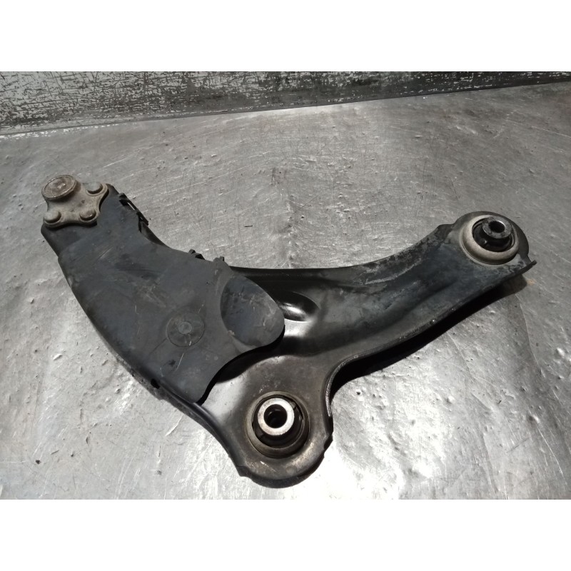 Recambio de brazo suspension inferior delantero izquierdo para renault laguna ii (bg0/1_) 2.0 16v (bg00, bg0k, bg0p, bg0w) refer