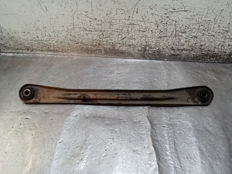 Recambio de brazo suspension inferior trasero derecho para ford mondeo ii sedán (bfp) 2.0 i referencia OEM IAM   POSTERIOR