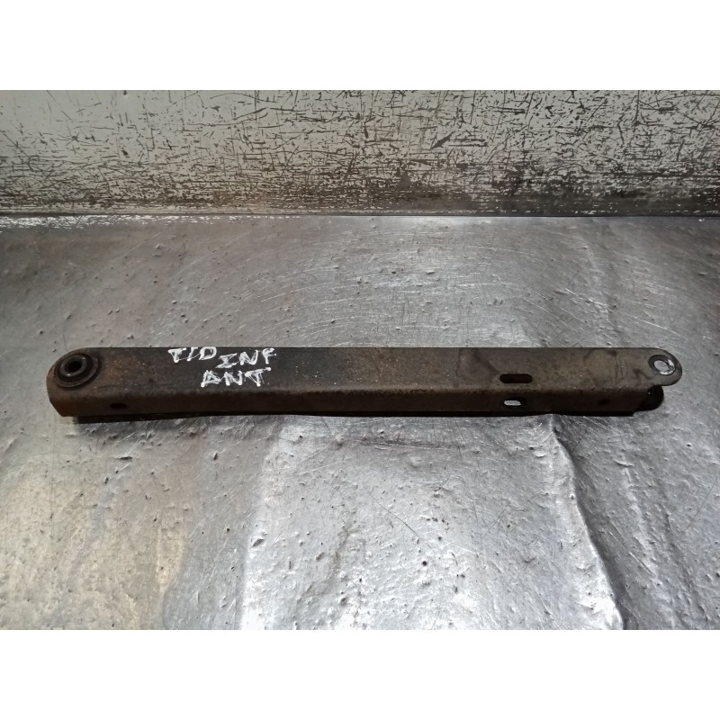 Recambio de brazo suspension inferior trasero derecho para ford mondeo ii sedán (bfp) 2.0 i referencia OEM IAM   ANTERIOR