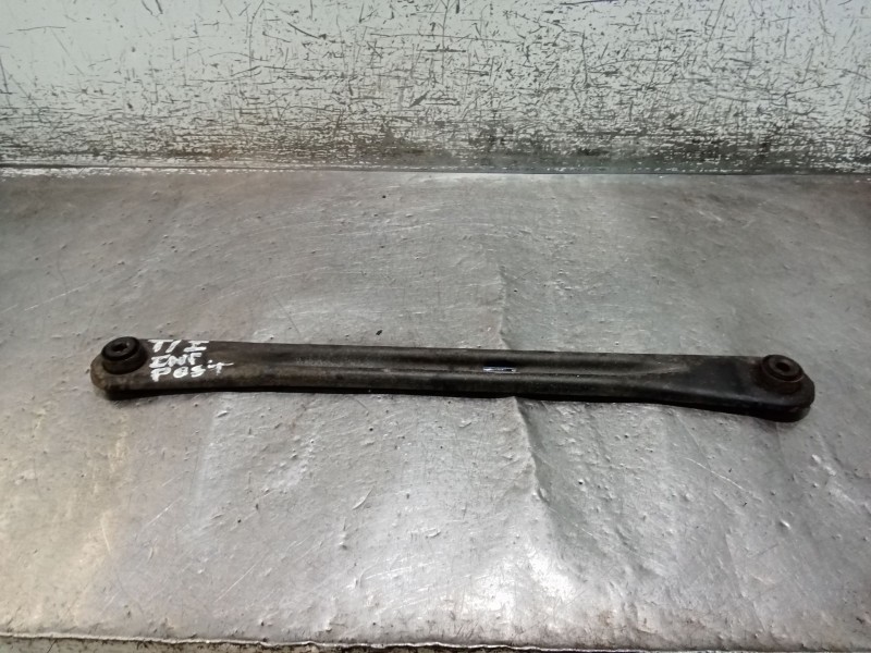 Recambio de brazo suspension inferior trasero izquierdo para ford mondeo ii sedán (bfp) 2.0 i referencia OEM IAM   POSTERIOR