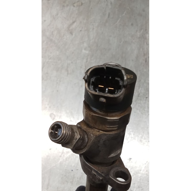 Recambio de inyector para ford focus ii (da_, hcp, dp) 1.6 tdci referencia OEM IAM 0445110023 606680 BOSCH