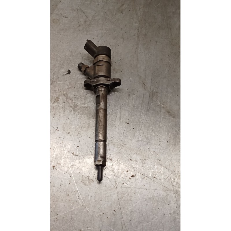 Recambio de inyector para ford focus ii (da_, hcp, dp) 1.6 tdci referencia OEM IAM 0445110023 606680 BOSCH