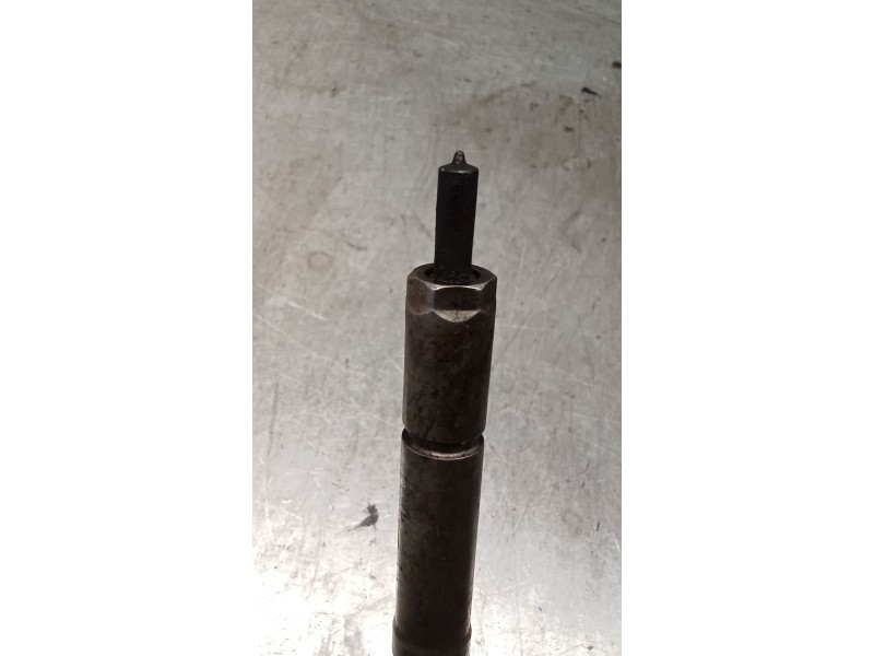 Recambio de inyector para ford focus ii (da_, hcp, dp) 1.6 tdci referencia OEM IAM 0445110023 606680 BOSCH