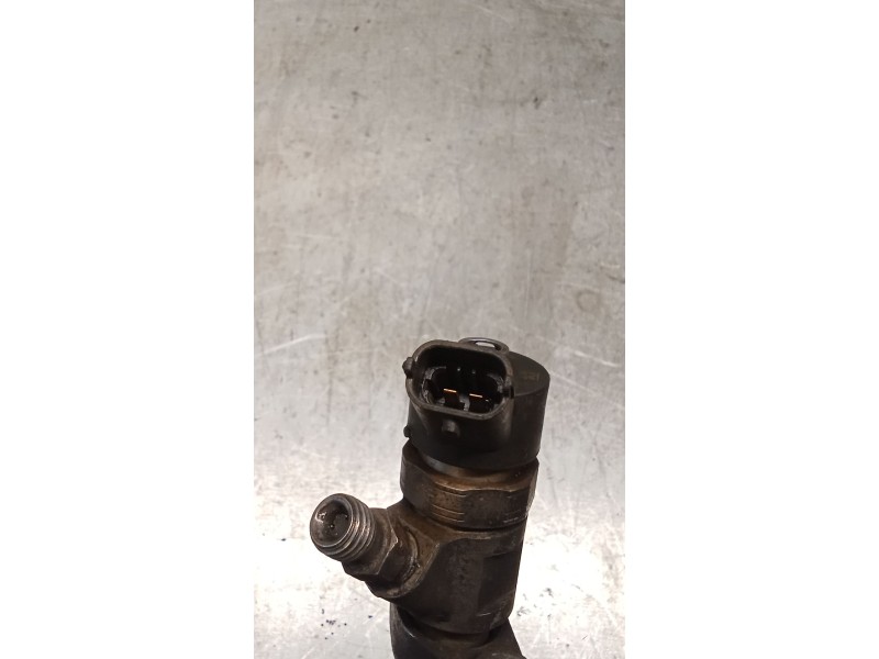 Recambio de inyector para ford focus ii (da_, hcp, dp) 1.6 tdci referencia OEM IAM 0445110023 606680 BOSCH