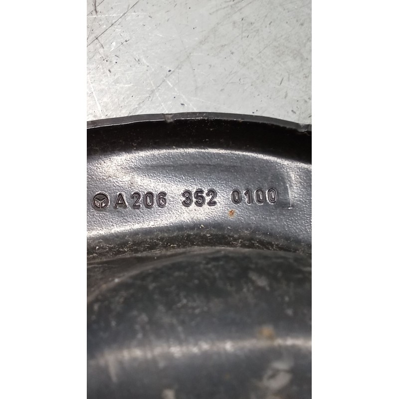 Recambio de brazo suspension inferior trasero derecho para mercedes-benz clase c (w206) c 200 d (206.003) referencia OEM IAM A20