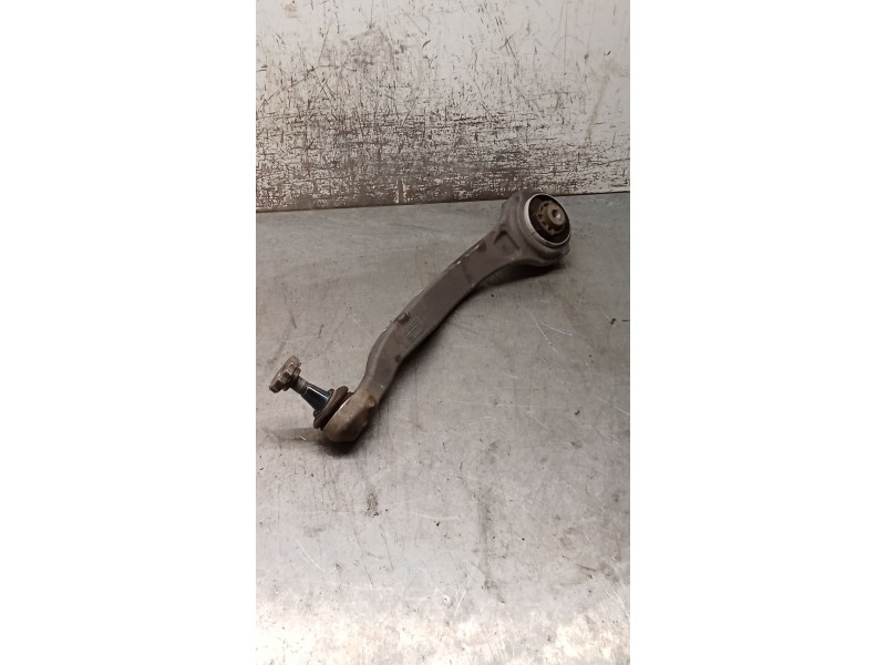 Recambio de brazo suspension inferior delantero derecho para mercedes-benz clase c (w206) c 200 d (206.003) referencia OEM IAM A
