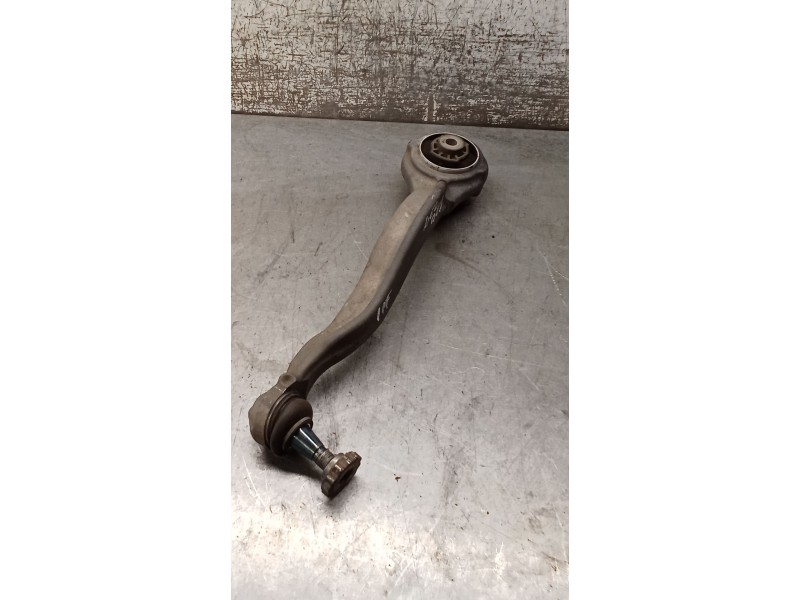 Recambio de brazo suspension inferior delantero derecho para mercedes-benz clase c (w206) c 200 d (206.003) referencia OEM IAM A