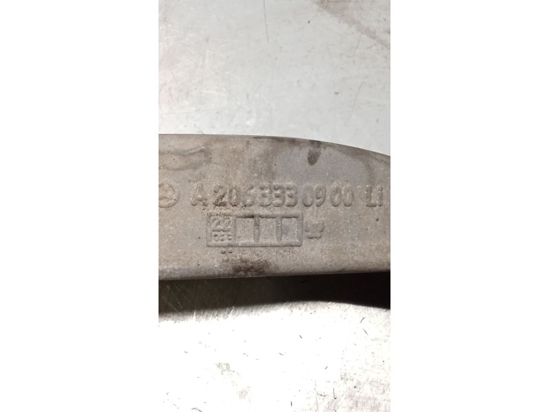 Recambio de brazo suspension inferior delantero izquierdo para mercedes-benz clase c (w206) c 200 d (206.003) referencia OEM IAM
