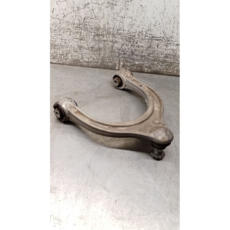 Recambio de brazo suspension inferior delantero derecho para mercedes-benz clase c (w206) c 200 d (206.003) referencia OEM IAM A