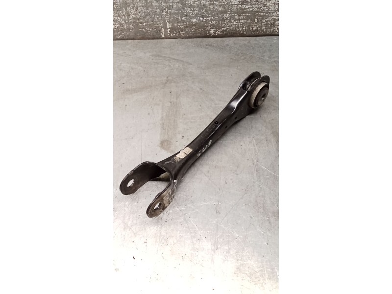 Recambio de brazo suspension superior trasero derecho para mercedes-benz clase c (w206) c 200 d (206.003) referencia OEM IAM 206