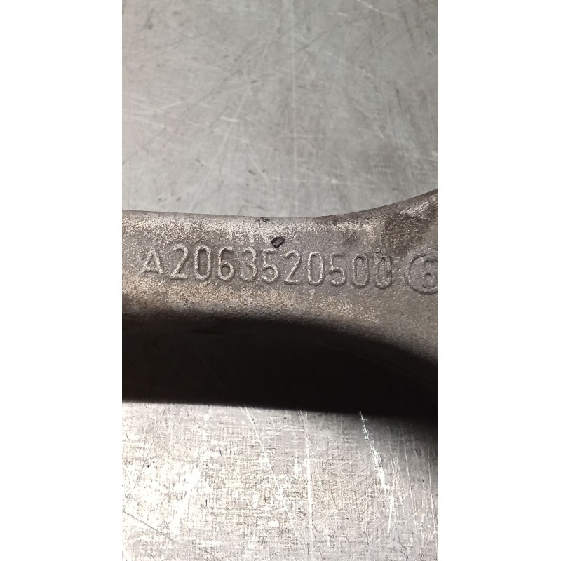 Recambio de brazo suspension superior trasero derecho para mercedes-benz clase c (w206) c 200 d (206.003) referencia OEM IAM A20