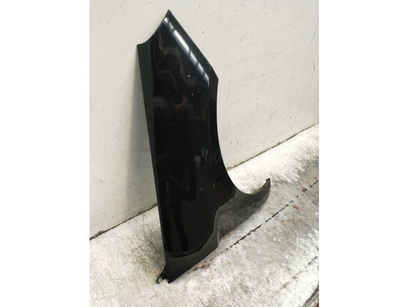 Recambio de aleta delantera derecha para mercedes-benz clase b sports tourer (w245) b 200 cdi (245.208) referencia OEM IAM   200