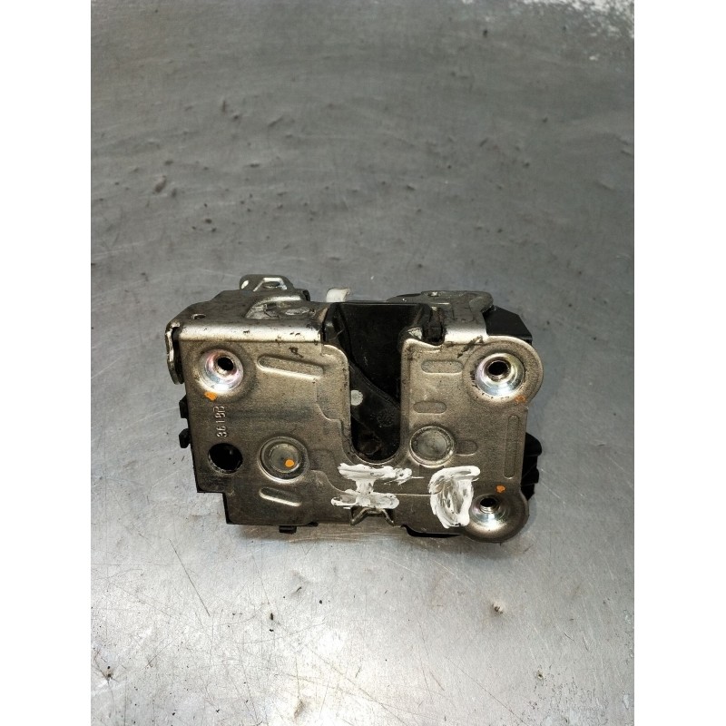 Recambio de motor cierre centralizado delantero izquierdo para iveco daily iv caja/chasis 55s18w referencia OEM IAM  2P 2006