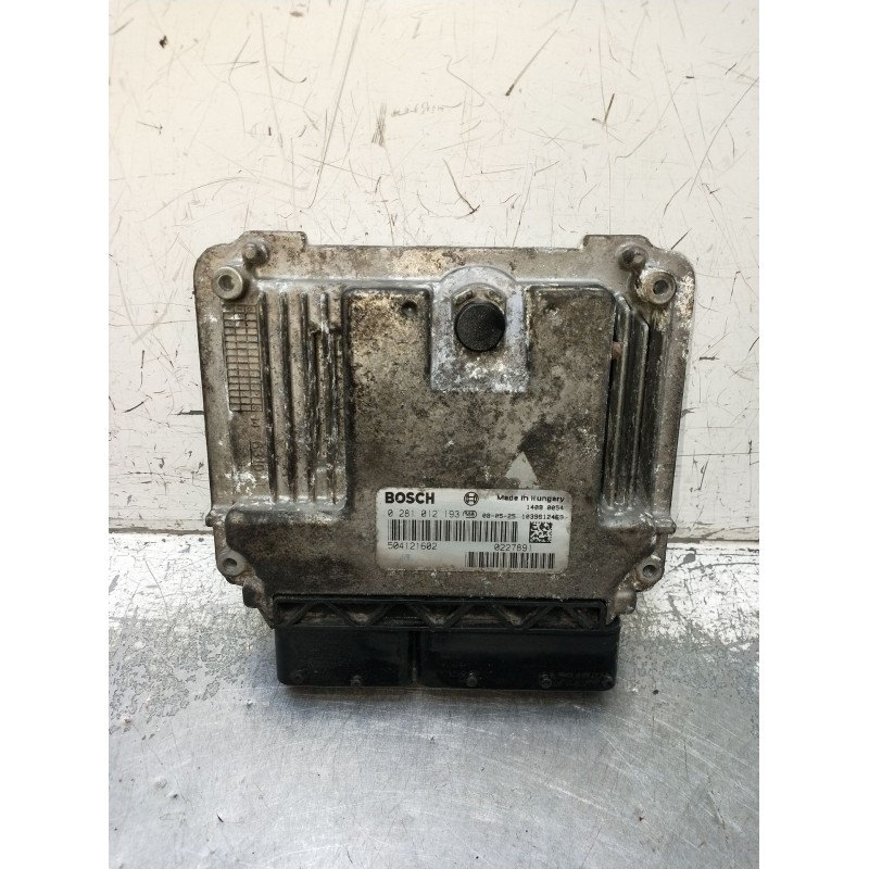 Recambio de centralita motor uce para iveco daily iv caja/chasis 55s18w referencia OEM IAM 0281012193 504121602 1039S12469 2006