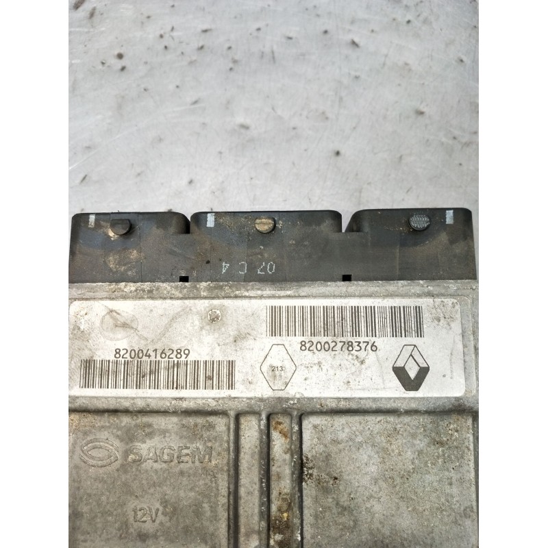 Recambio de centralita motor uce para renault laguna ii (bg0/1_) 2.0 16v (bg00, bg0k, bg0p, bg0w) referencia OEM IAM 8200416289 