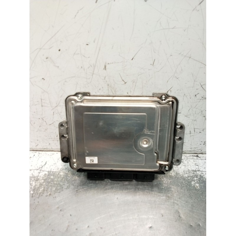 Recambio de centralita motor uce para ford focus ii (da_, hcp, dp) 1.6 tdci referencia OEM IAM 0281011701 8M5112A650LC 1039S2597