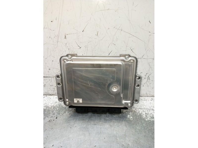 Recambio de centralita motor uce para citroën c4 coupé (la_) 1.6 hdi referencia OEM IAM 0281011863 9661773380 EDC16C34 2006