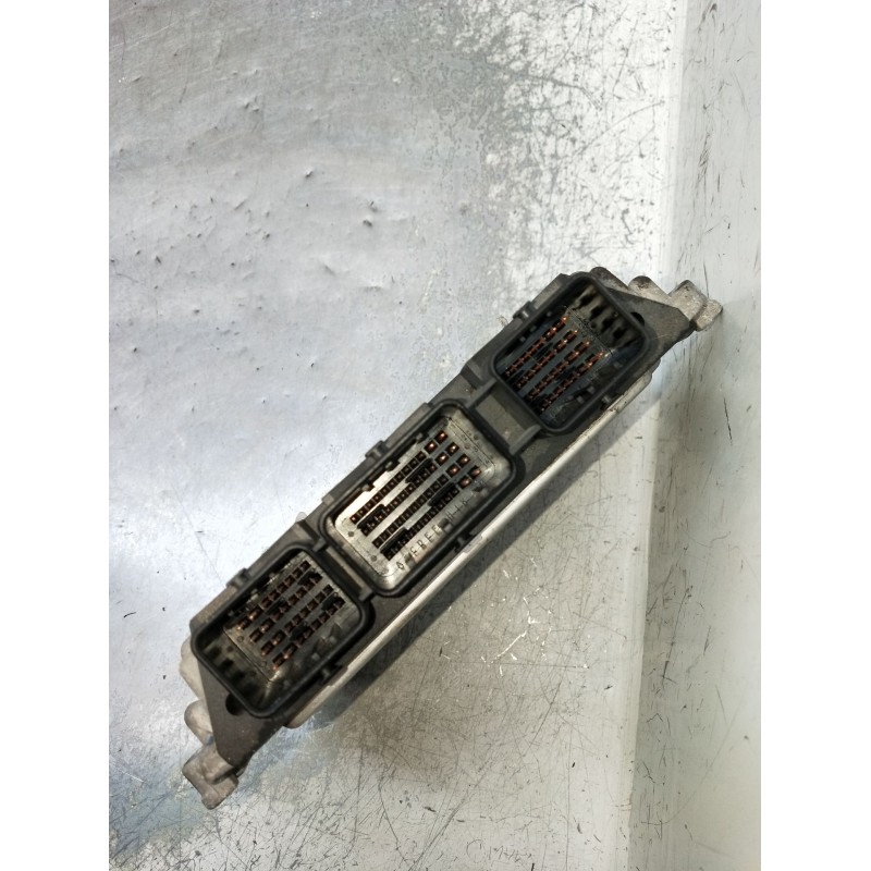Recambio de centralita motor uce para citroën c4 coupé (la_) 1.6 hdi referencia OEM IAM 0281011863 9661773380 EDC16C34 2006