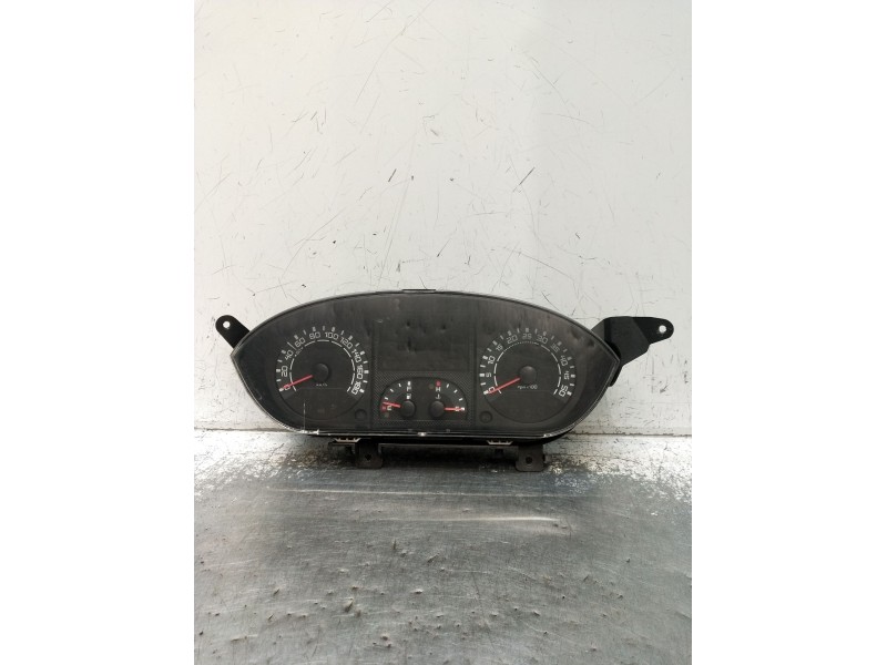 Recambio de cuadro instrumentos para iveco daily iv caja/chasis 55s18w referencia OEM IAM 69502589 1503001480201 VER FOTOS 2006