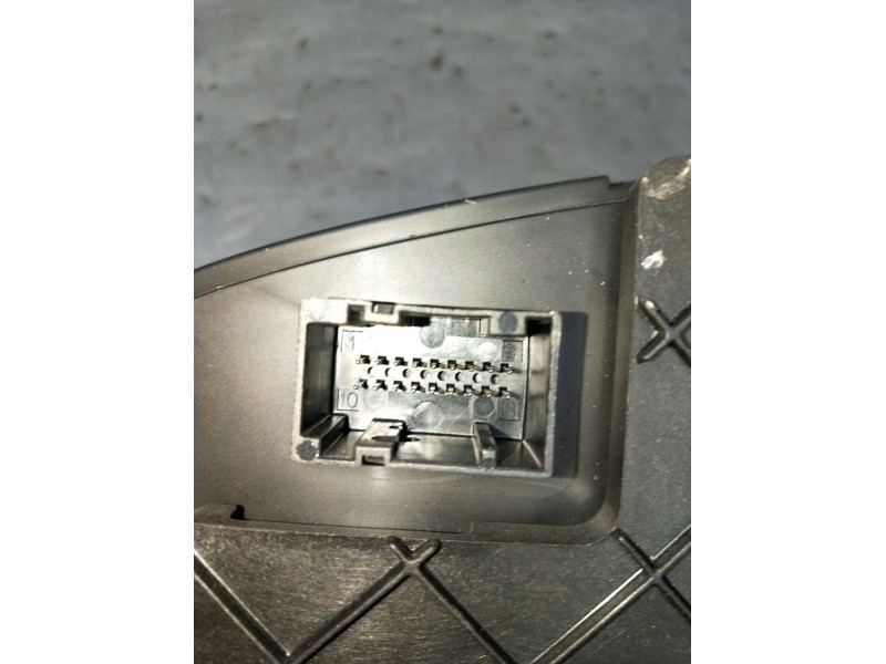 Recambio de cuadro instrumentos para iveco daily iv caja/chasis 55s18w referencia OEM IAM 69502589 1503001480201 VER FOTOS 2006