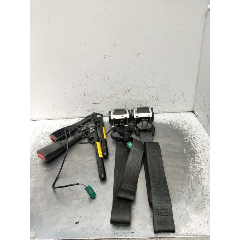 Recambio de juego cinturones delantero para opel astra h gtc (a04) 1.7 cdti (l08) referencia OEM IAM  3P 2007