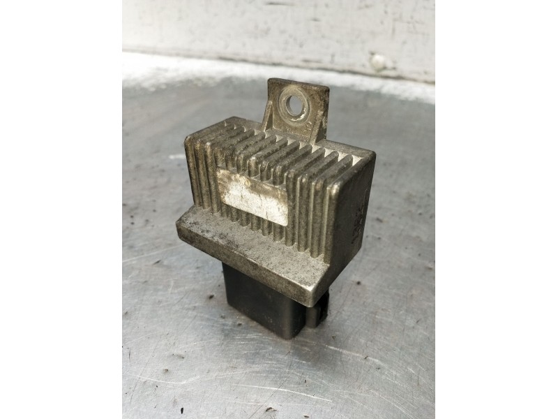 Recambio de caja precalentamiento para renault megane i (ba0/1_) 1.9 dti (ba1u) referencia OEM IAM   1999